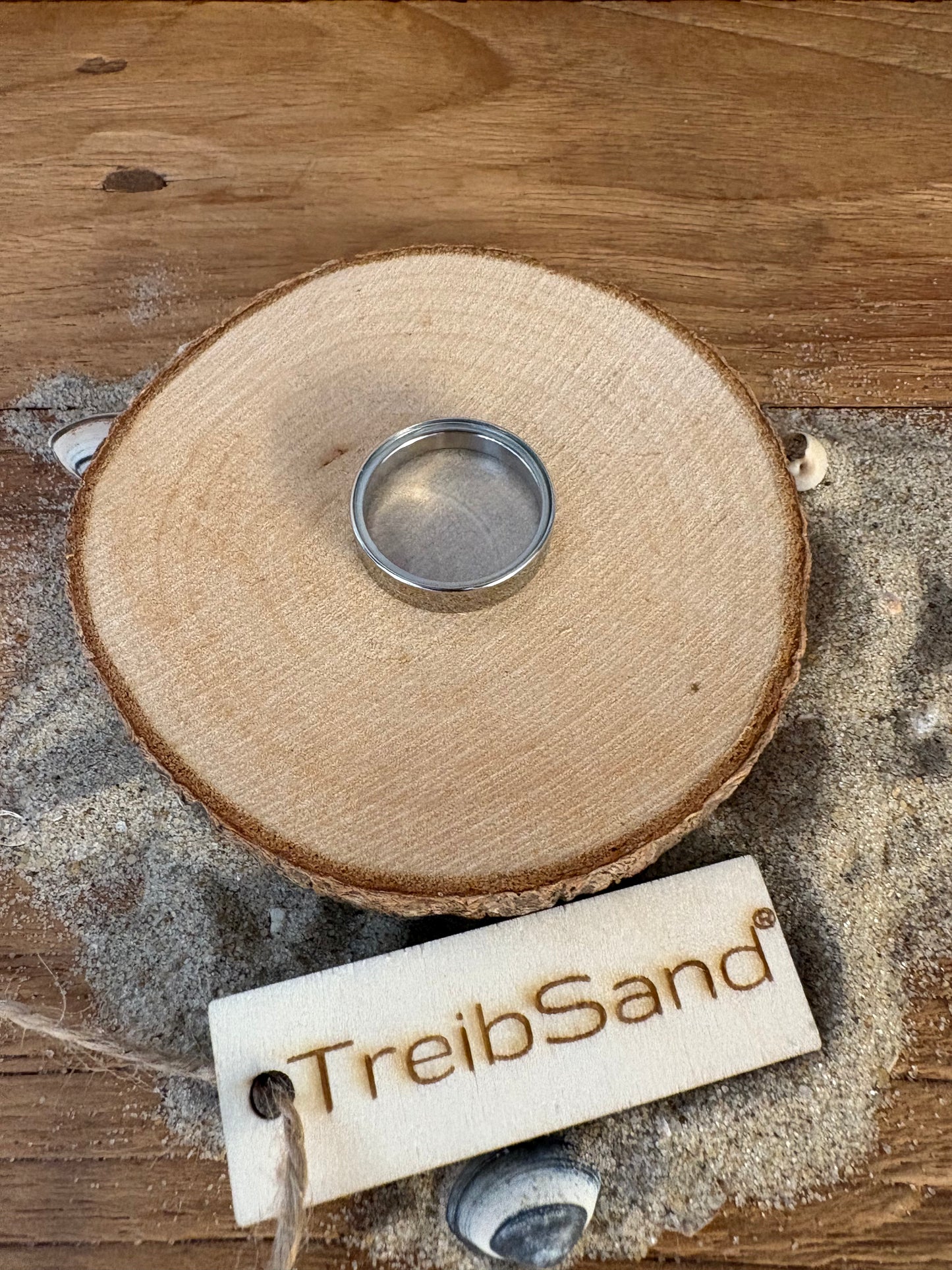 Erinnerungs-Doppelherz Metall-Holz auf Holzbase, Loch vorgebohrt, mit Spruch und Medaillon