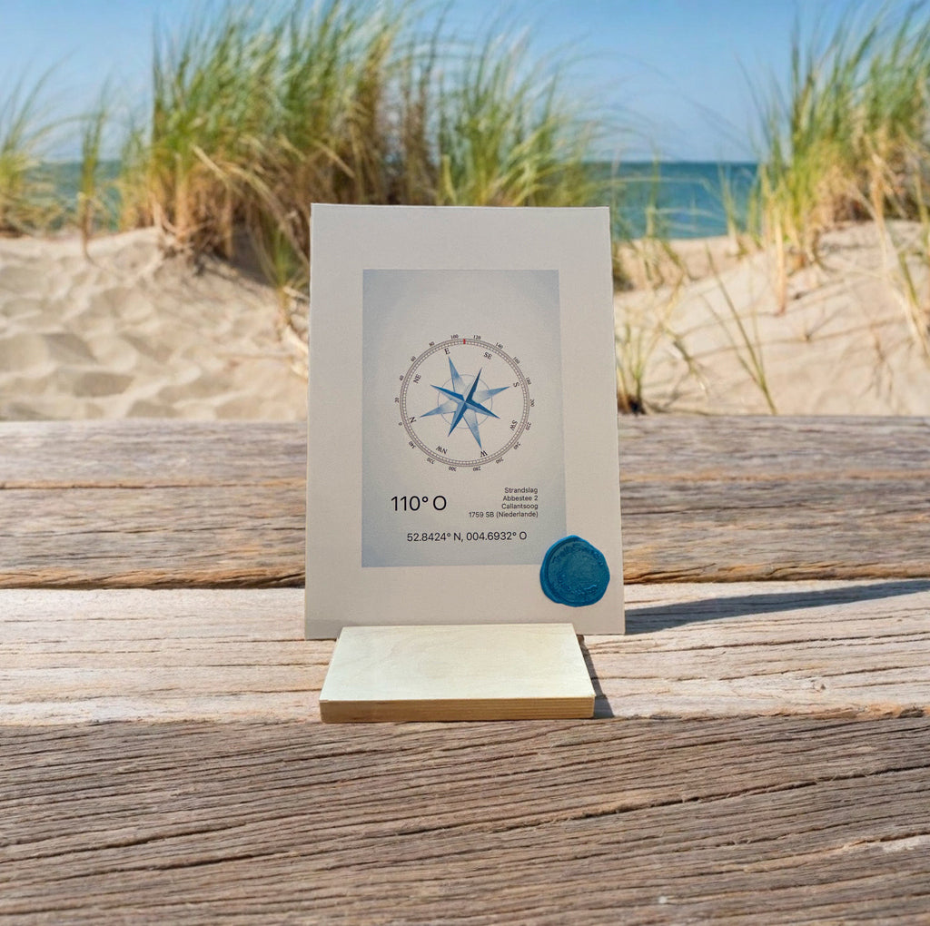 Kompass-Karte auf Steg Dünenascheverstreuung